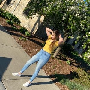 Meet your Posher, Nicole